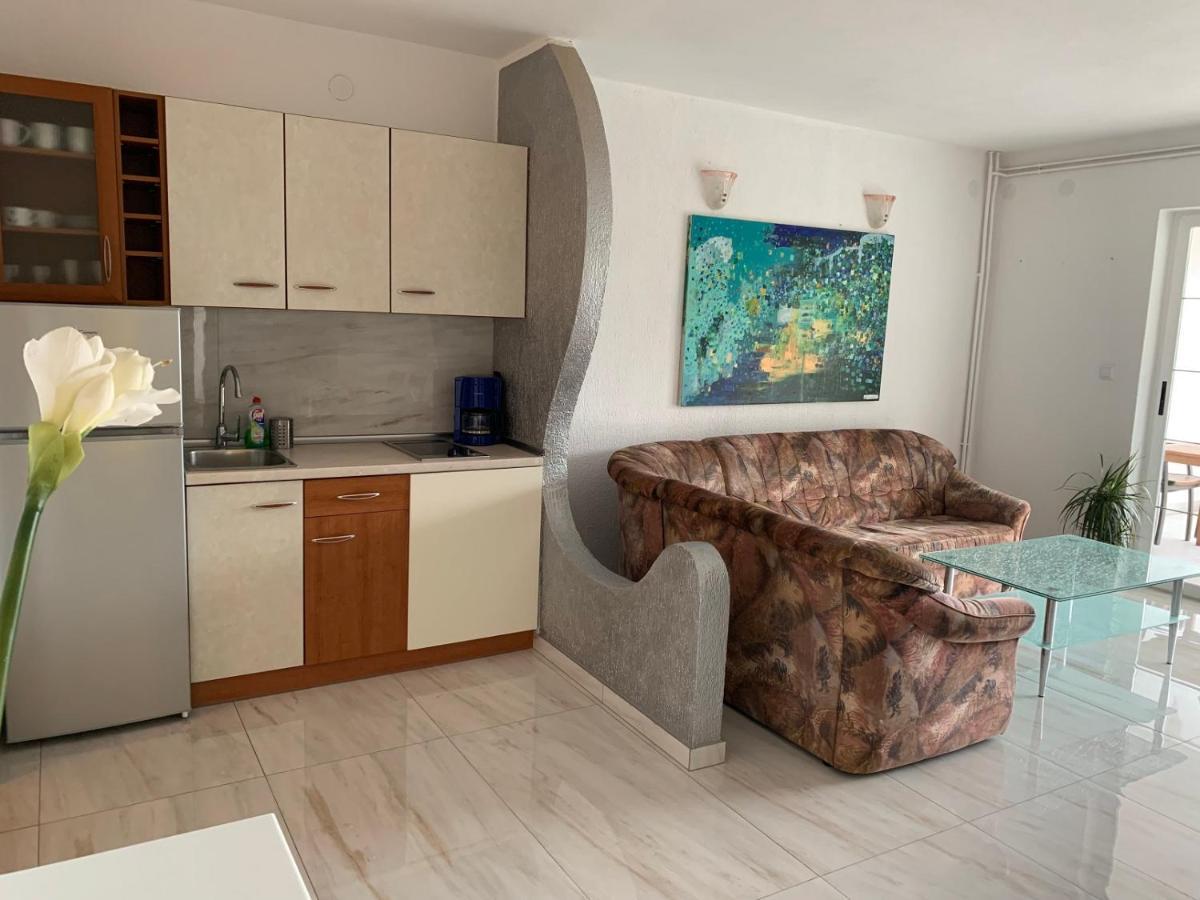 Apartman Kartec Крк Экстерьер фото