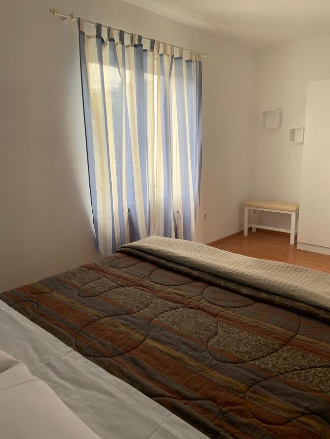 Apartman Kartec Крк Экстерьер фото